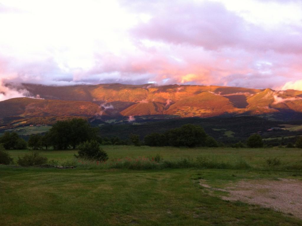 Weekend En Provence Bed & Breakfast Comps  Phòng bức ảnh